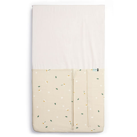 Ergopouch Baby Tuck Sheet-Bedding-Ergopouch-Daisy Sprinkle-www.hellomom.co.za