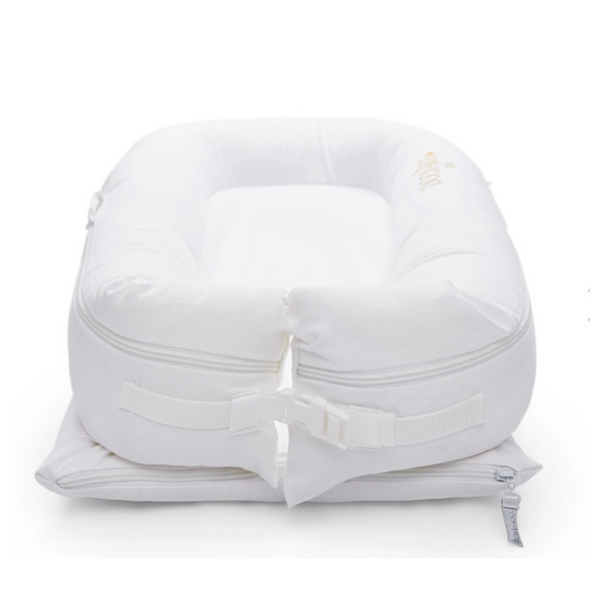 DockATot Deluxe+ in Pristine White