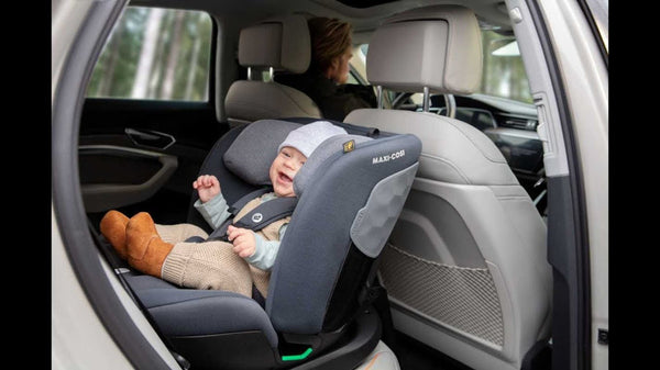 Maxi Cosi Emerald Car Seat plus Free Maxi Cosi Back Seat Protector-Baby & Toddler Car Seats-Maxi Cosi-Authentic Black-www.hellomom.co.za