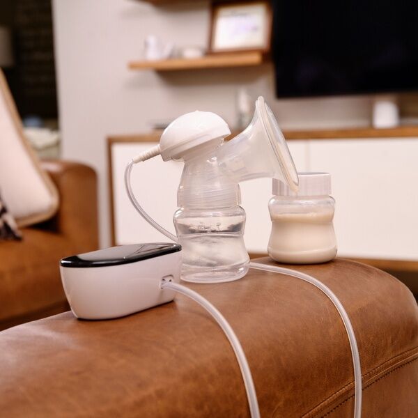 BabyWombWorld Petite Portable Single Electric Breast Pump
