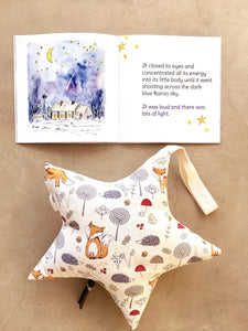 Musical Stars Mobile With Booklet-Mobiles-Karoofelt-Brahm's Lullaby-Clever Little Fox-www.hellomom.co.za